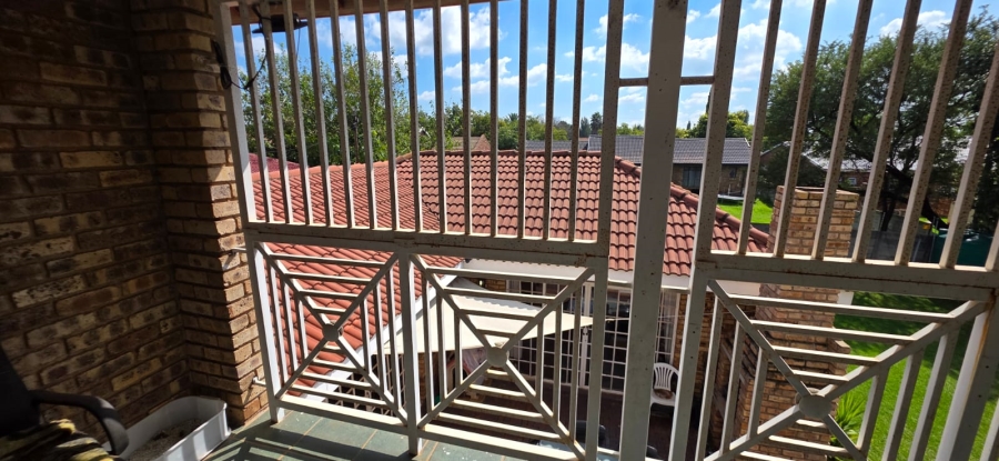 4 Bedroom Property for Sale in Miederpark North West